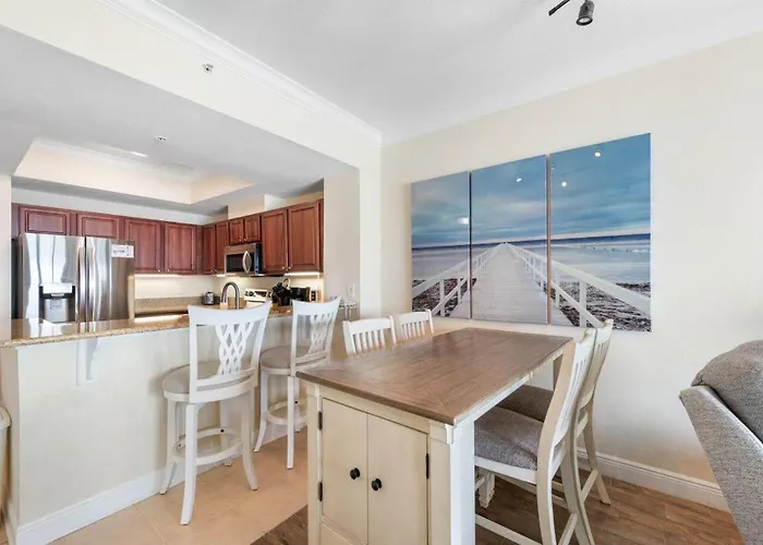 Apartment Crystal Tower 1604 By Youngs Suncoast *